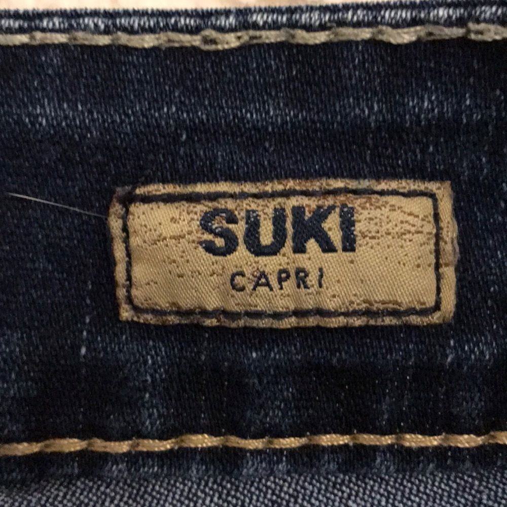 Cute Suki Capri Silver Jeans size 29! - Picture 2 of 7